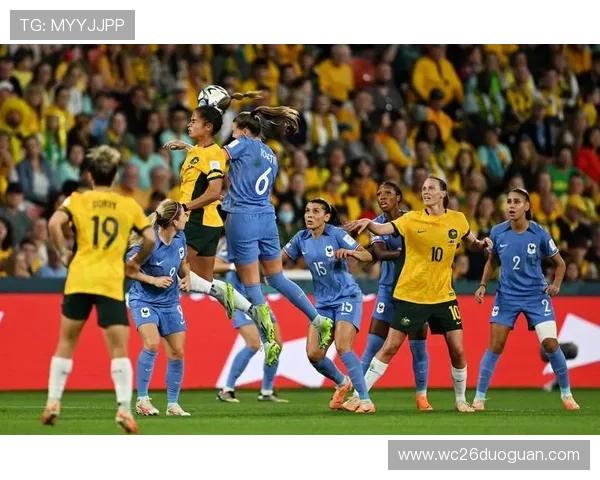 从历史角度看世界杯四强的形成规律与晋级路径的深度分析